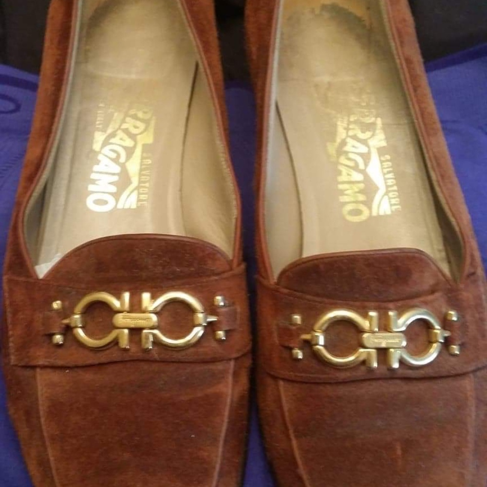 Ferragamo Brown Suede Gancini Buckle Loafer 8 1/2B